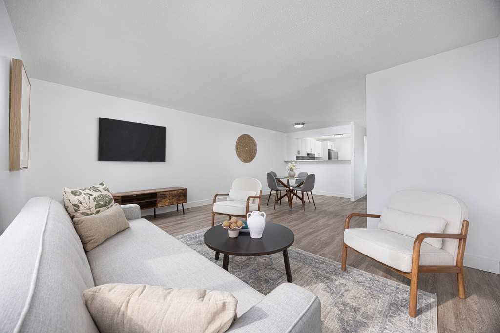 440 McMurchy Avenue South - Photo 6 of 20