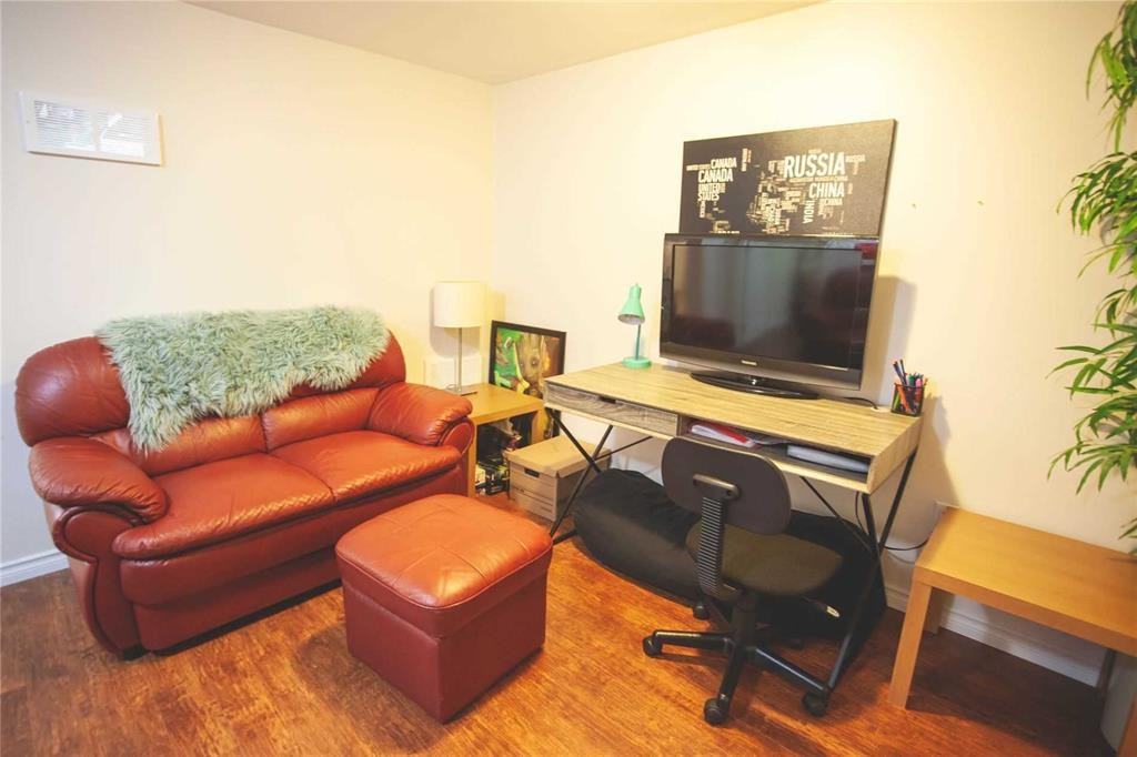 16 Victor Boulevard (Units For Rent) - Photo 7 of 19