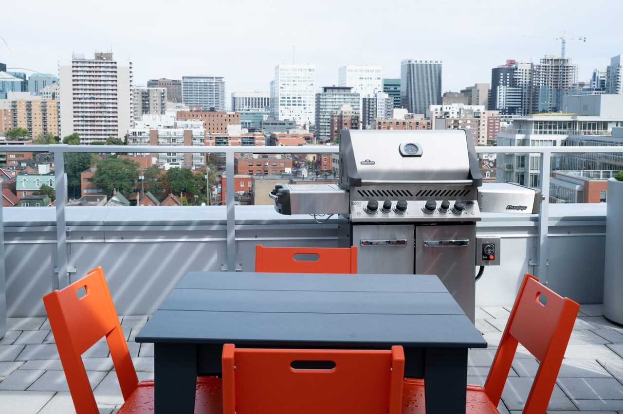 Flora Apartments - Photo 4 of 17