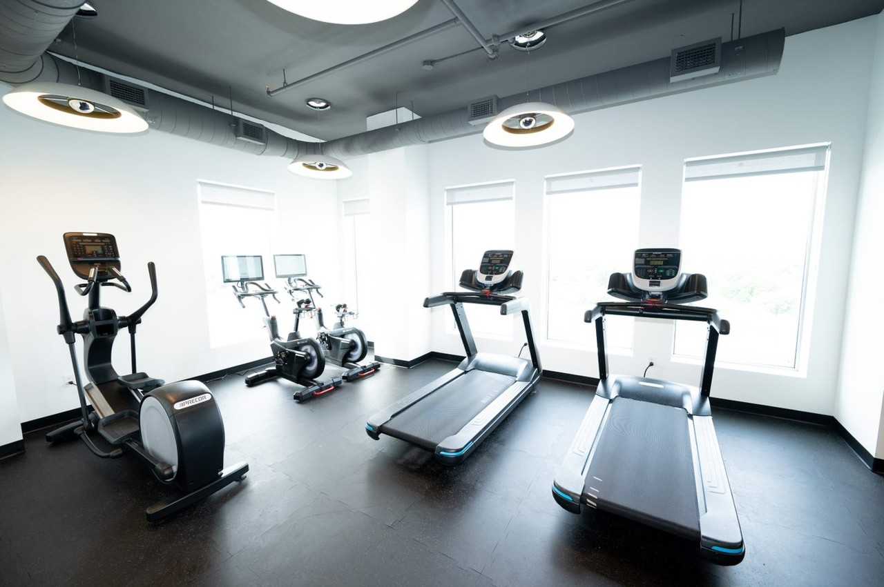 Flora Apartments - Photo 7 of 17