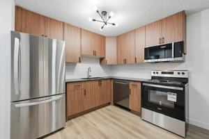 featured image of 431 Wollaston Cres