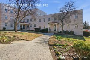 featured image of 3878 9th St Se #102