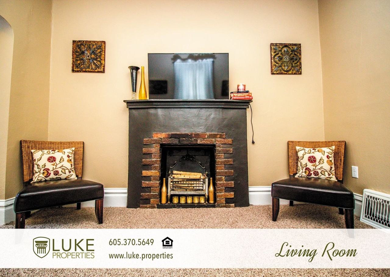 803 S Main Ave - Photo 6 of 12