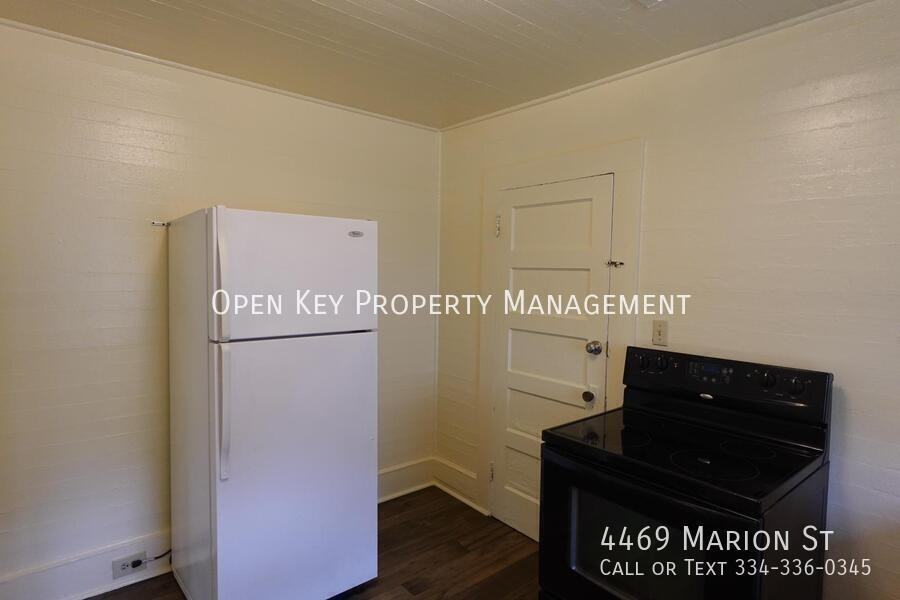 4469 Marion St - Photo 6 of 25