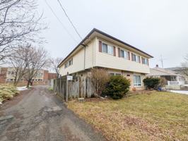 featured image of 5963 Valley Way