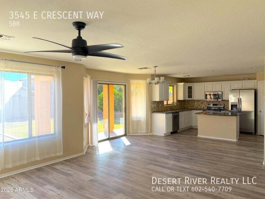 3545 E Crescent Way - Photo 6 of 19