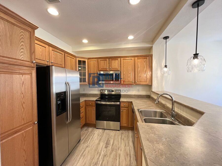 17936 E 104th Way #C - Photo 3 of 15