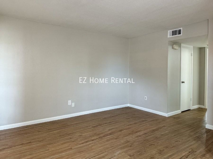 2101 6th Ave N - Photo 2 of 13