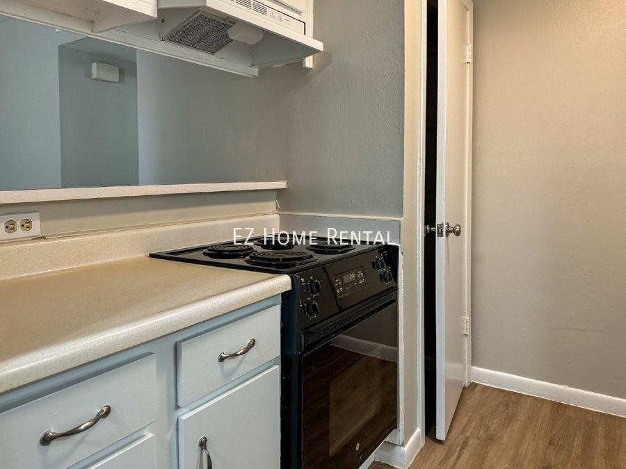 2101 6th Ave N - Photo 7 of 13