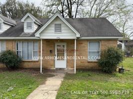 featured image of 1902 W Short 17th St