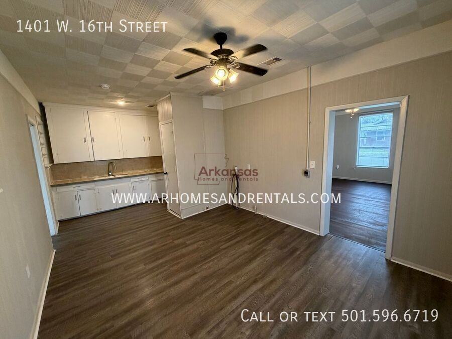 1401 W 16th St - Photo 4 of 9