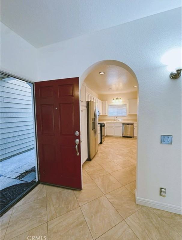 3640 S Bear St #F - Photo 3 of 19