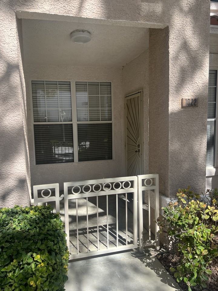 8555 W Russell Rd #1022