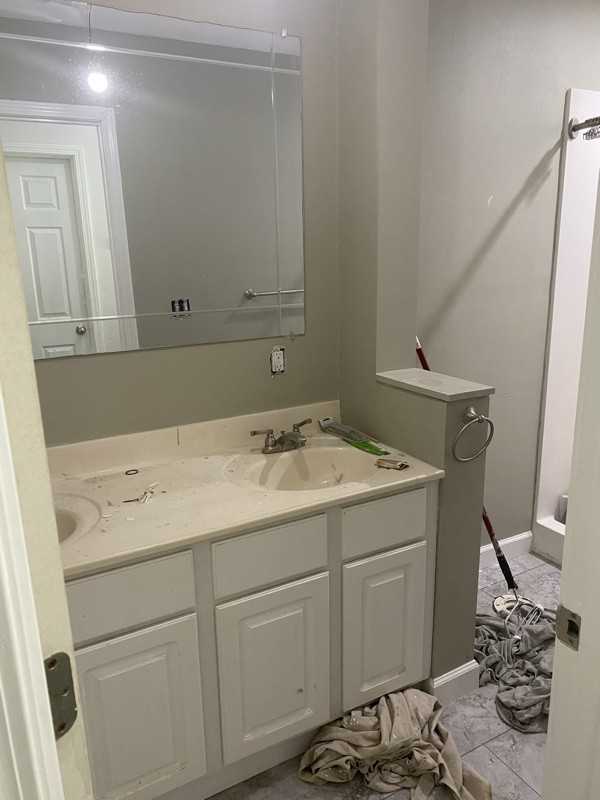 815 W Rodney Dr - Photo 7 of 8