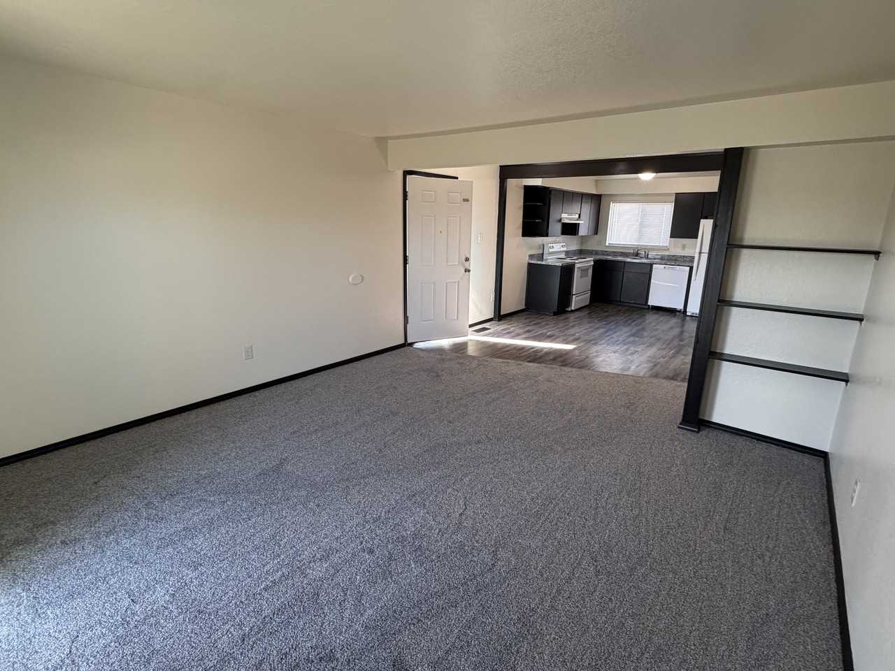 1514 W 4th Ave #A - Photo 2 of 11