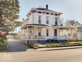 featured image of 345 E King St #347