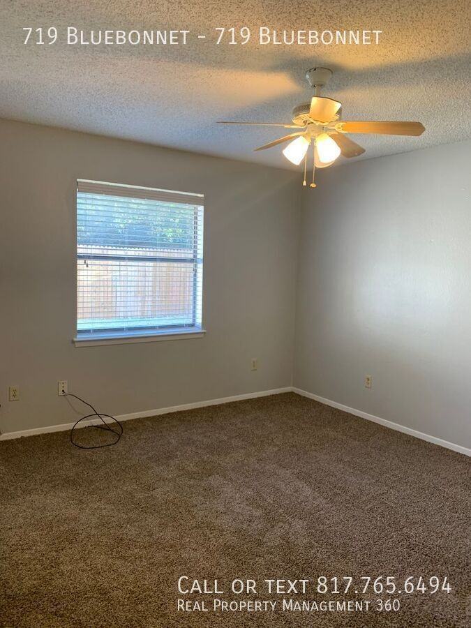 719 Bluebonnet Dr - Photo 5 of 12