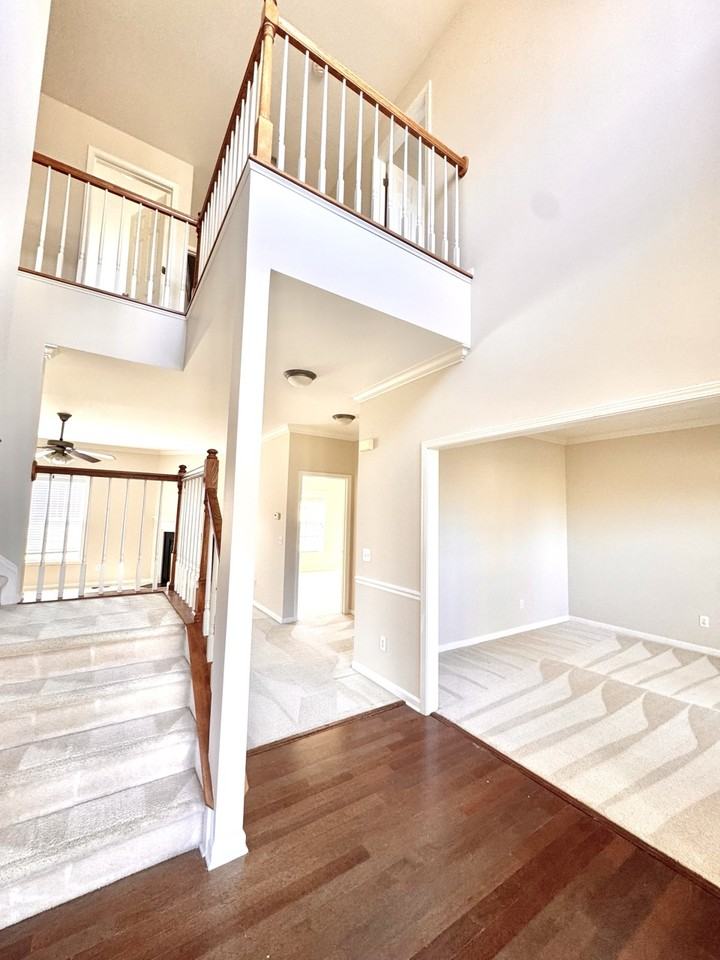 5601 Buckhaven Ct - Photo 3 of 17