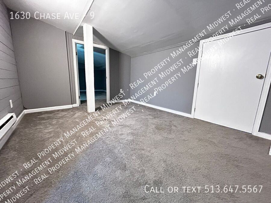 1630 Chase Ave #9 - Photo 6 of 11