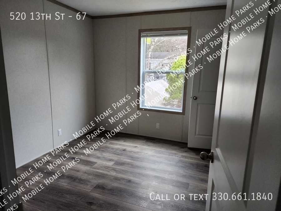 520 13th St #67 - Photo 4 of 14