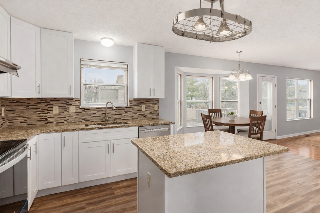 8635 Oak Creek Dr - Photo 6 of 20