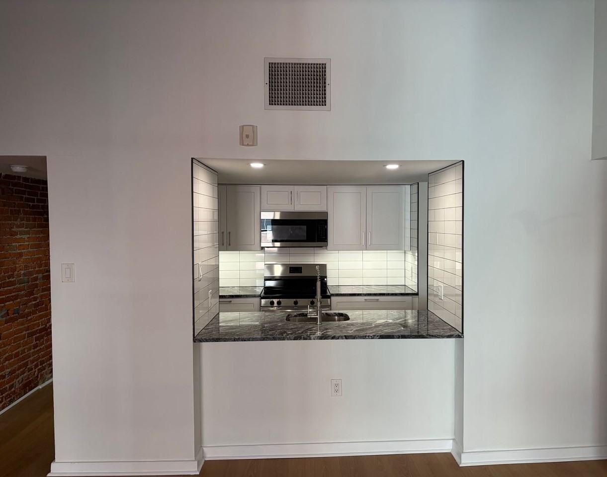 24 S Bank St #410 - Photo 5 of 21