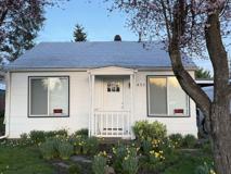 1432 Park Ave Ne - Photo 1 of 1