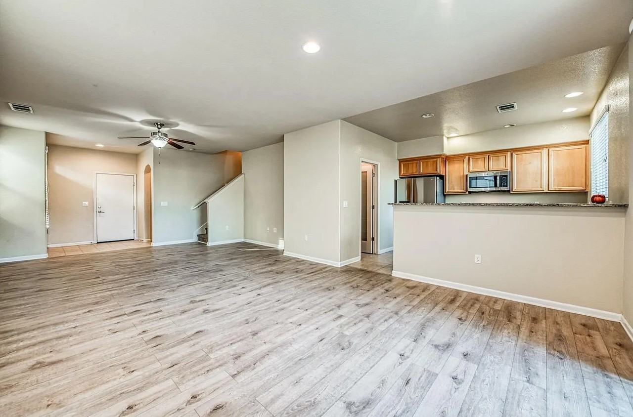 342 N Greco Ln - Photo 6 of 28