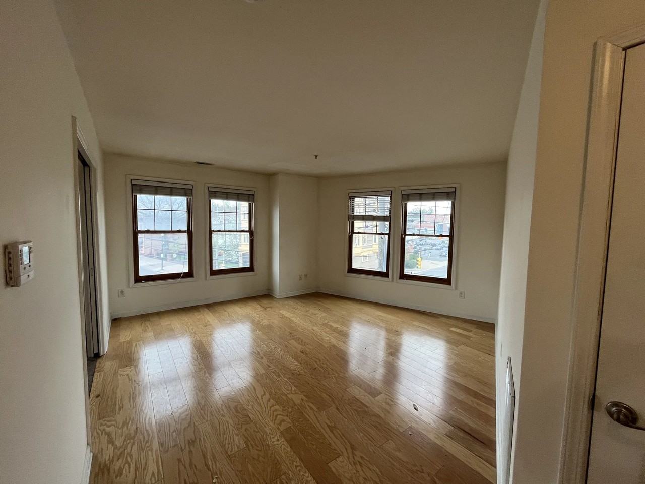 525 Union St #301 - Photo 4 of 9