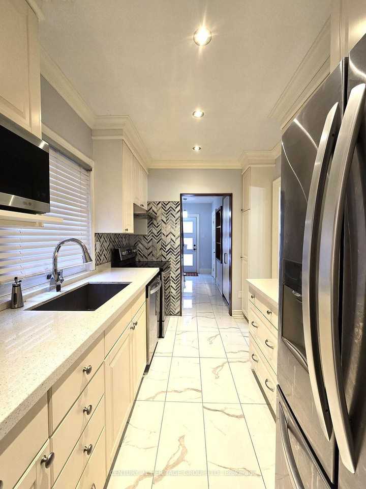 46 Mahoney Avenue - Photo 3 of 23