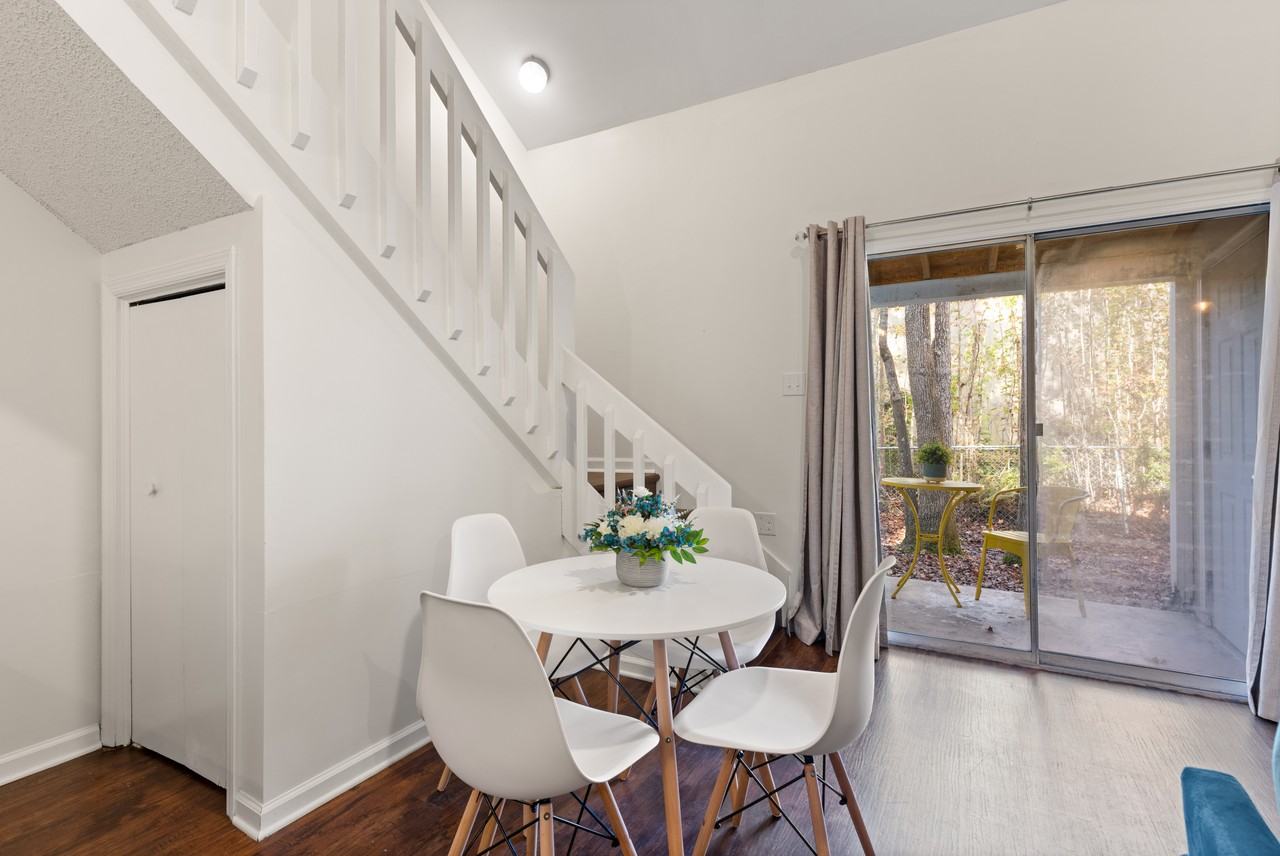 300 S Grove Blvd #A3 - Photo 2 of 13