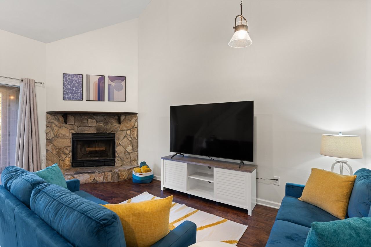 300 S Grove Blvd #A3 - Photo 7 of 13