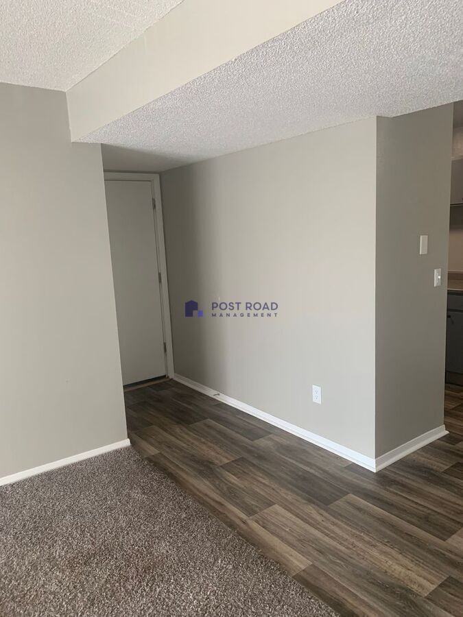 2914 S Osage Ave #301 - Photo 3 of 47