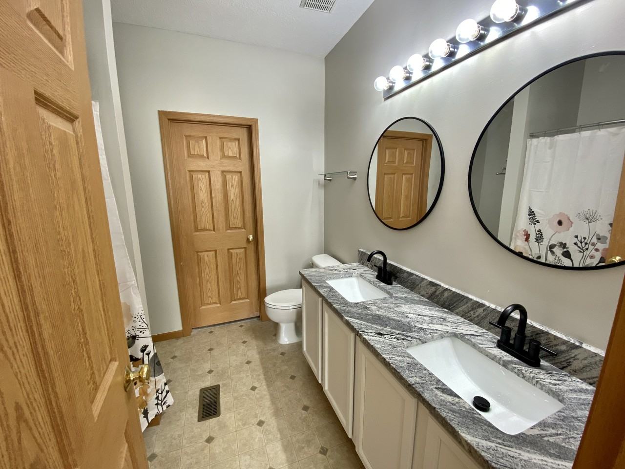 5369 Rifle Dr - Photo 5 of 15