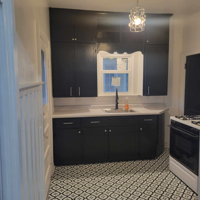 127 Paddock Ave Se - Photo 6 of 8