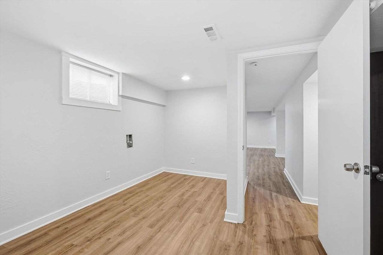 4517 E 112th St - Photo 6 of 9