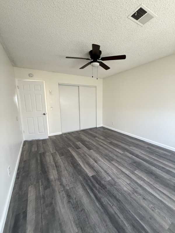 45523 10th St W - Photo 5 of 6