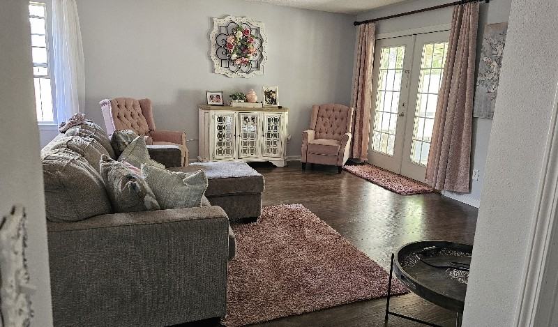 109 Yuri Dr - Photo 7 of 12