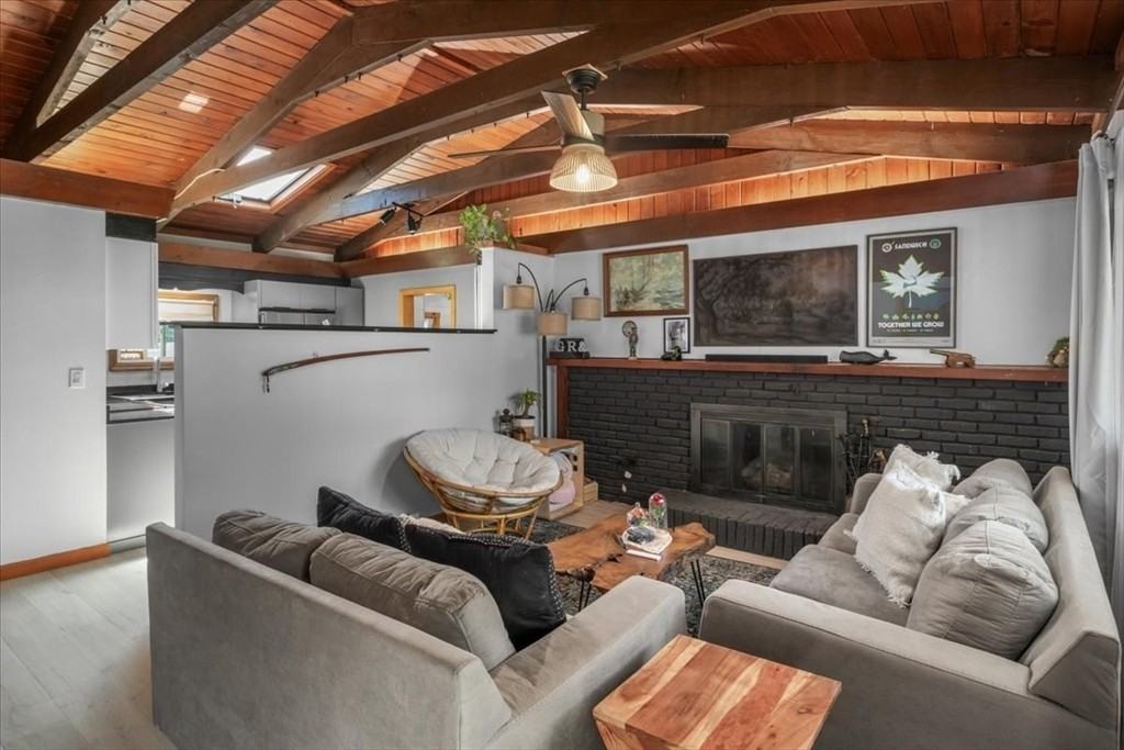 37 Morrison Rd - Photo 7 of 18