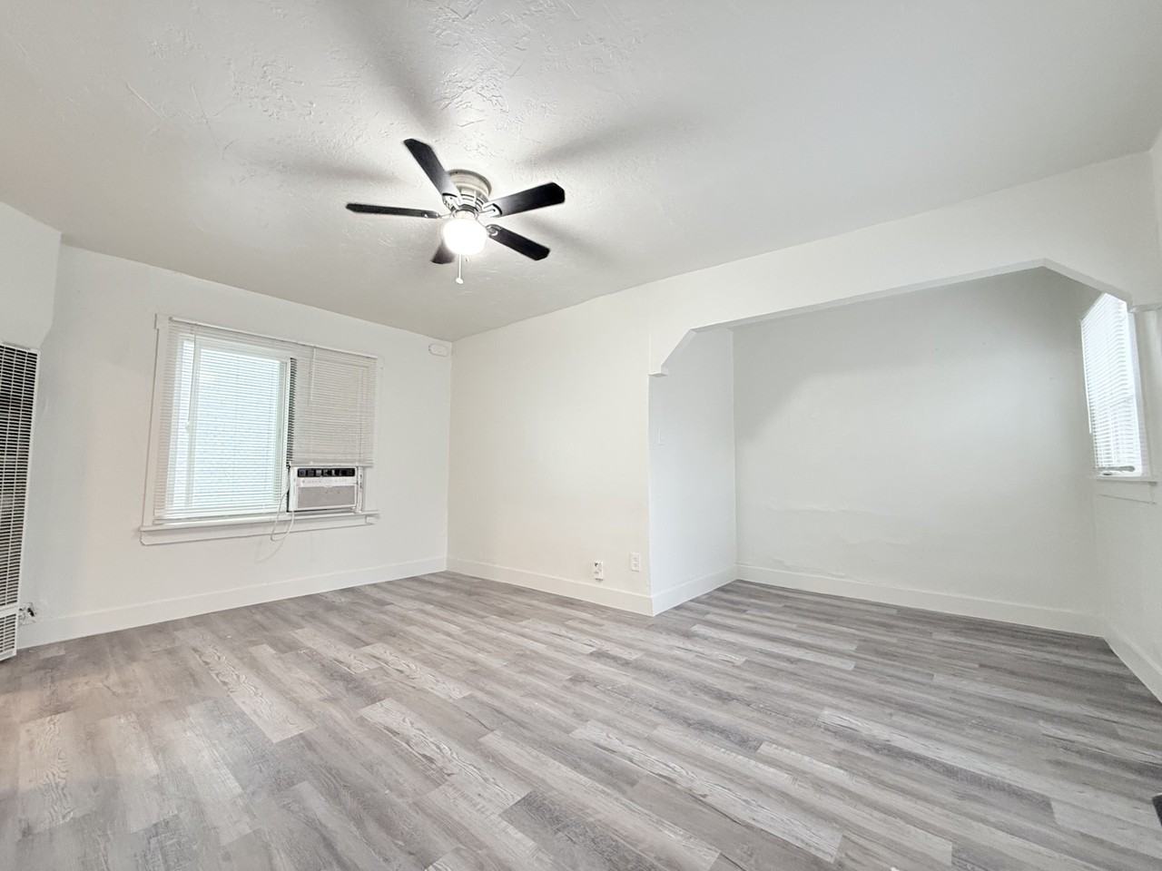 614 E St #6 - Photo 2 of 9