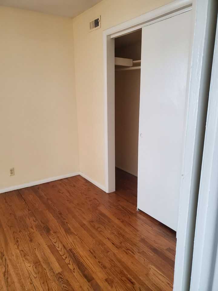 1750 E Cherry St #F18 - Photo 6 of 7