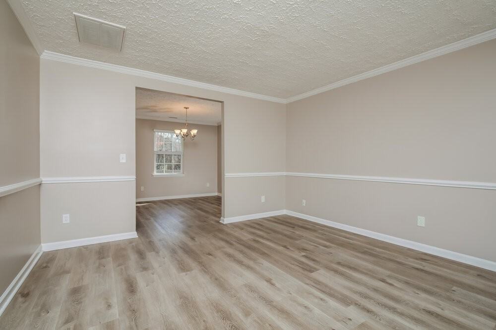 209 Mingocrest Dr - Photo 4 of 20