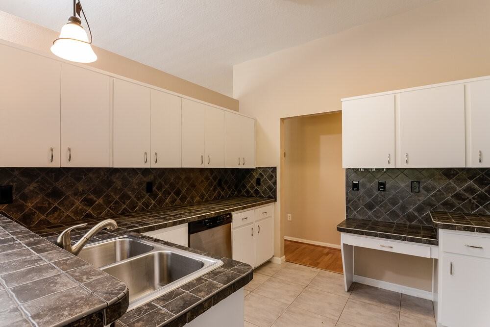 4345 Harney Ct - Photo 4 of 14