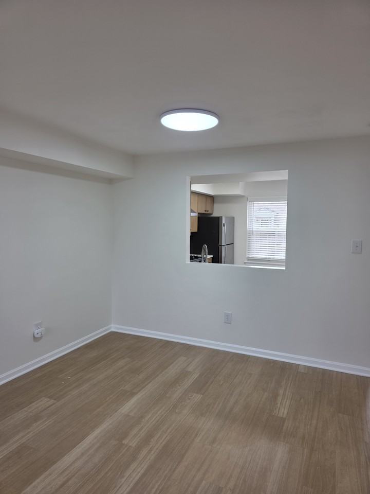 1144 1st St Nw - Photo 4 of 16