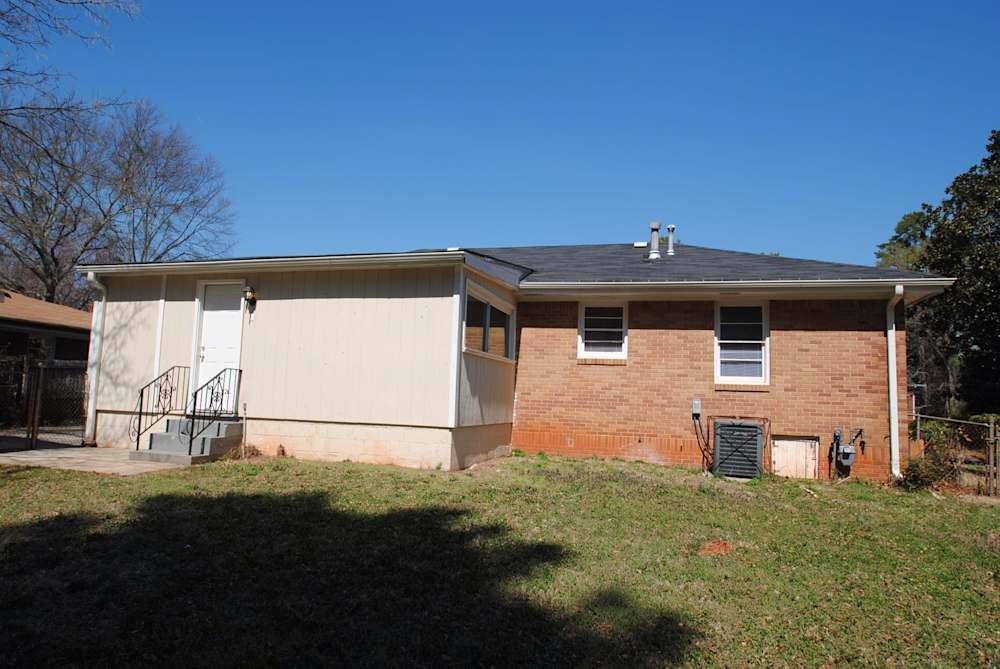 2120 Cherry Ln #2120 - Photo 2 of 8