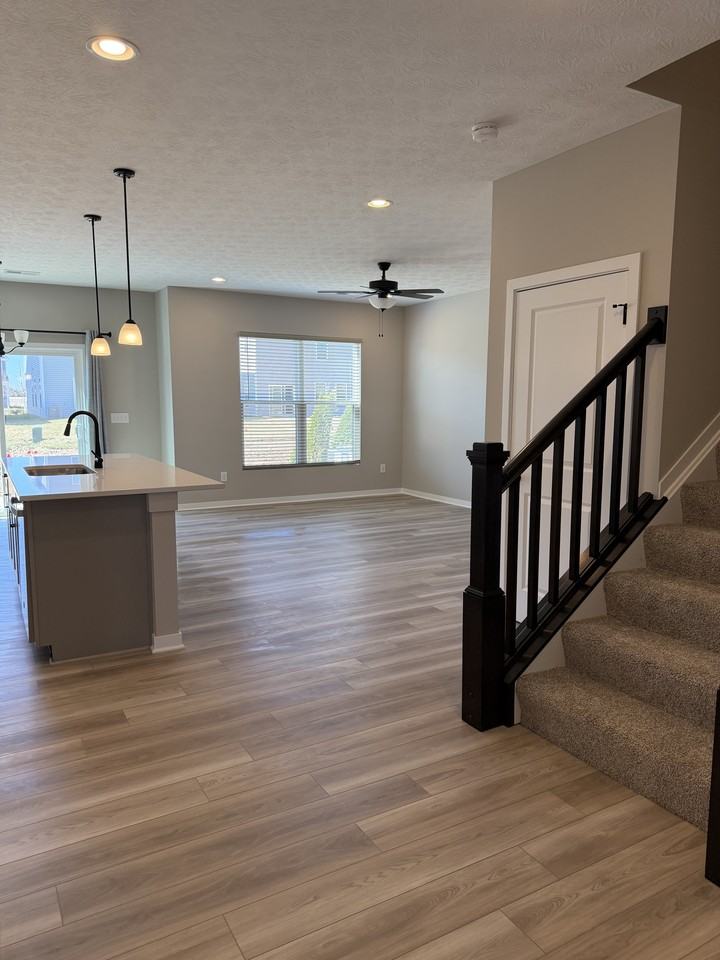 5484 Fawnsbury Ct - Photo 2 of 20