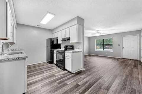 2732 N Sierra Ave - Photo 5 of 12