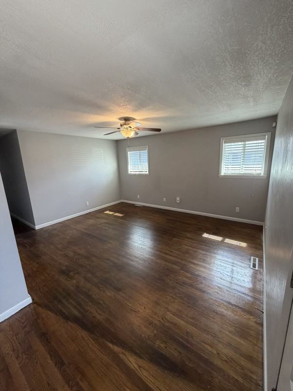 501 Ohio St - Photo 3 of 14