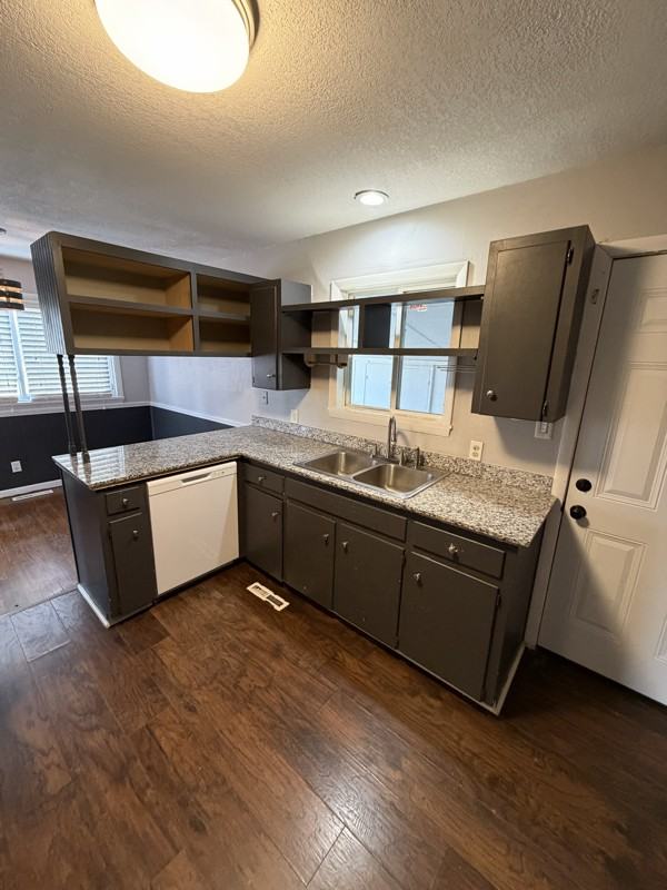 501 Ohio St - Photo 6 of 14