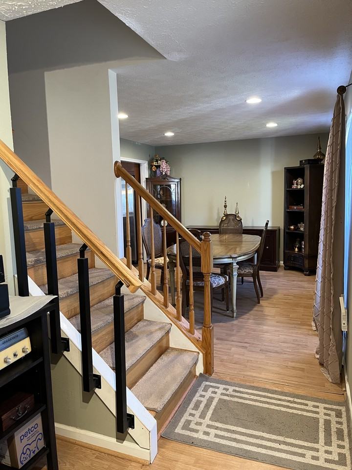 8213 Climbing Fern Ct - Photo 3 of 8